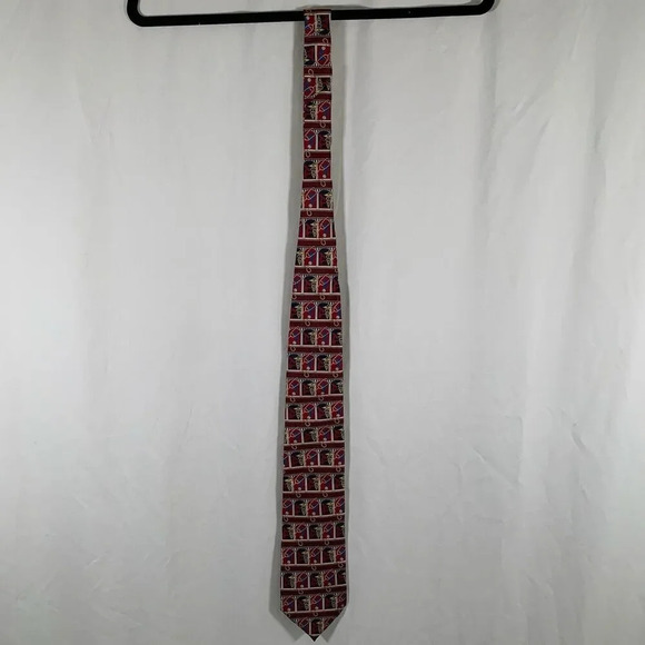 Smithsonian Tie Men's 65" Red Medial Print 100% Silk Doctor Classic - Picture 2 of 6